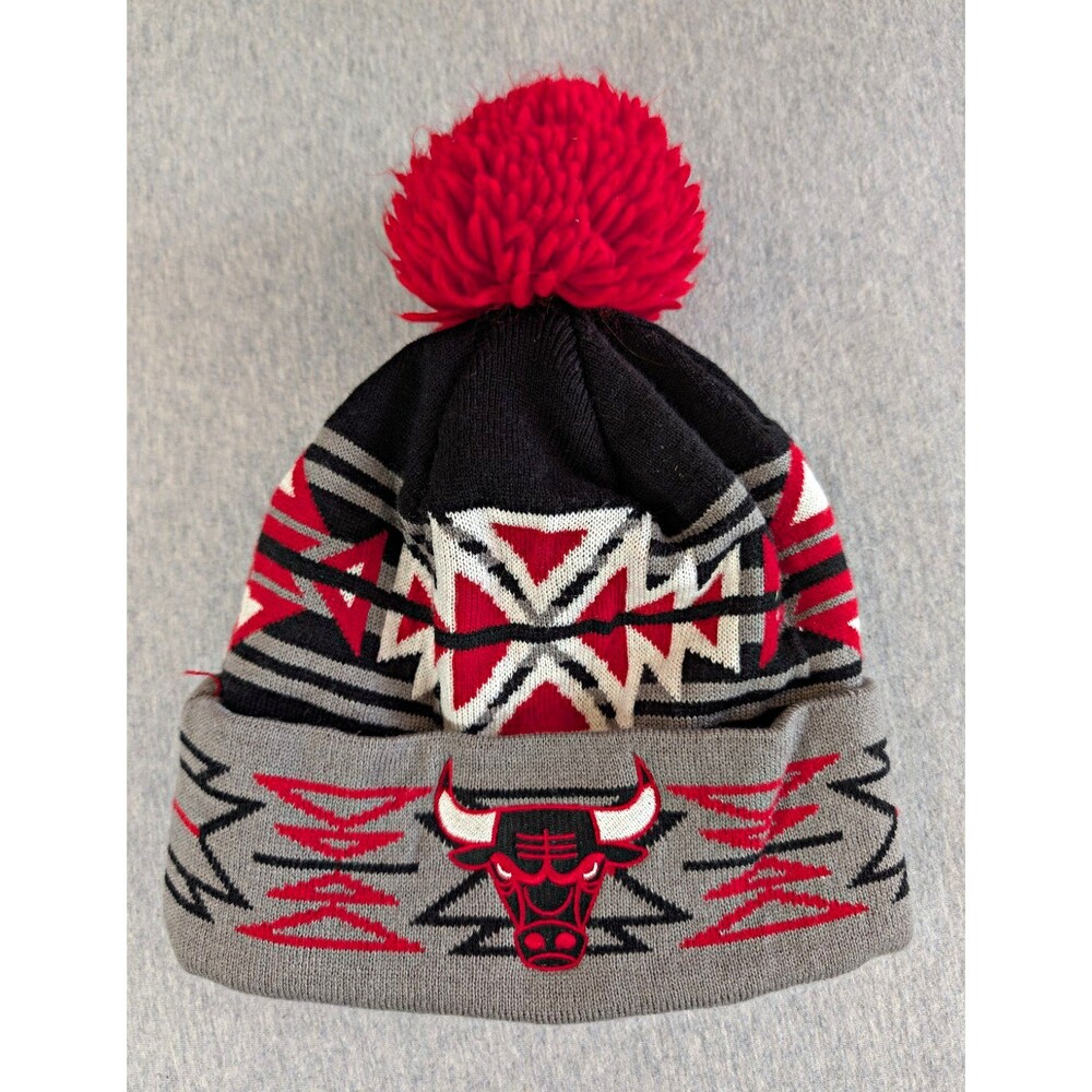 Mitchell & Ness Chicago Bulls NBA Knit Pom Beanie Hat One Size Gray/Black/Red